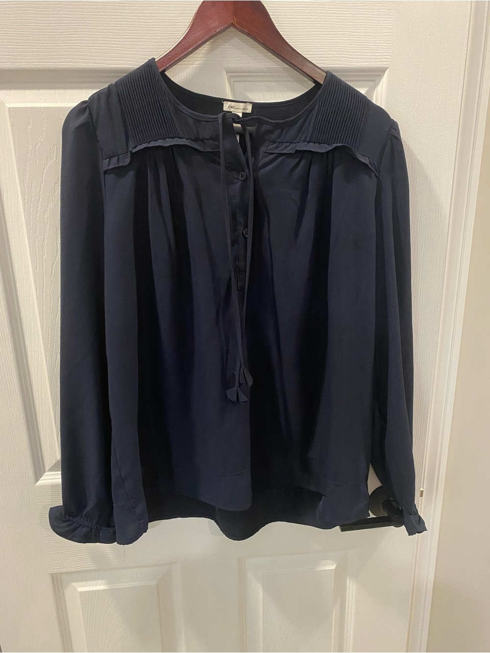 NWT Joie Navy Long-Sleeve Tie-Front Blouse - Medium